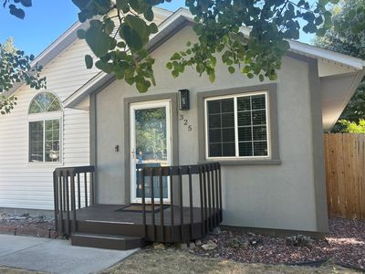 325 Nighthawk Ct