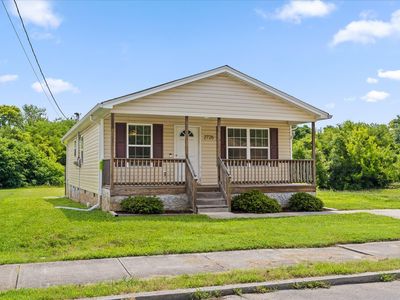 2726 Cannon Ave