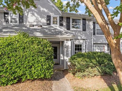 104 Sir Richard Ln