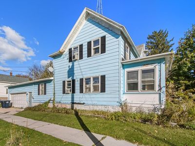 402 East Maple Street