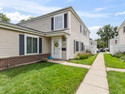 1585 Cove Dr
