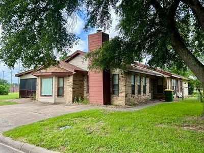 710 Cherry Dr