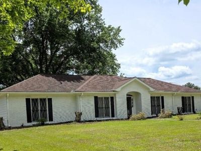 2064 Skyland Glen Dr