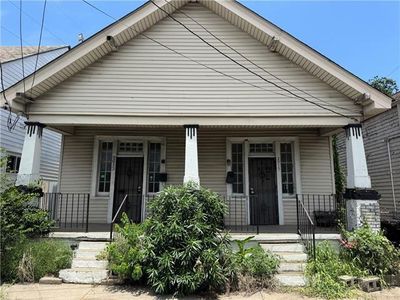 2913-15 Saint Claude Ave