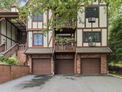 66 Foxwood Circle