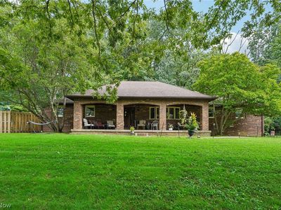 1325 Ellen Dr