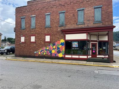 302 N 4th St
