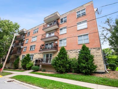 8733 Willow Blvd APT 1C