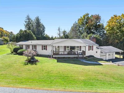 15 Oak Drive