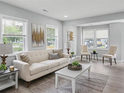 905 Butt St