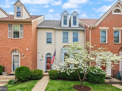 6369 English Ivy Way