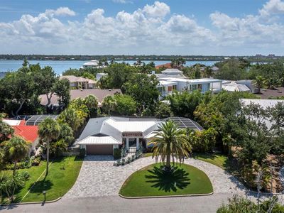 622 Tropical Cir