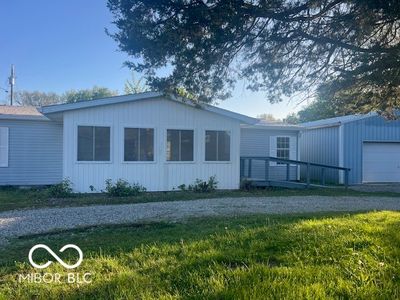 384 Honey Locust Pl
