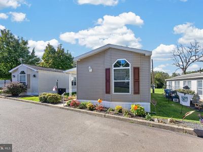 1033 Pine Cir