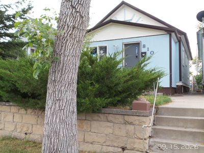 810 8th Ave N