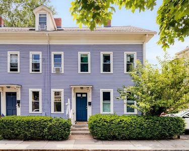 22 Prince St #22