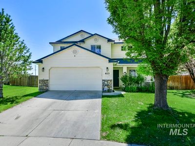 633 W Mulberry Loop