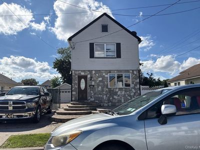 104 E Pennywood Avenue