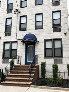 401 Monroe St APT 2R