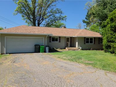 990 Severn Dr