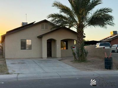 1470 N Rio Seco St