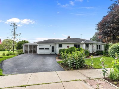 304 E Mary St
