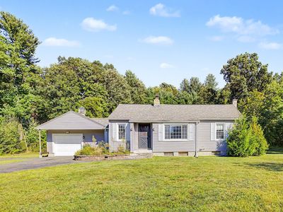 1161 E Mountain Rd