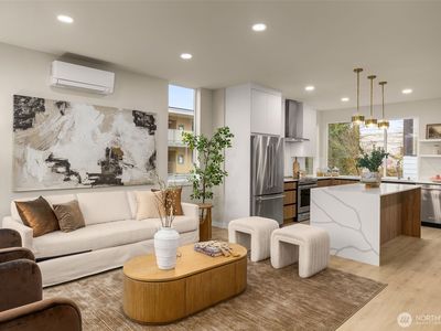 1014 A NE 70th Street