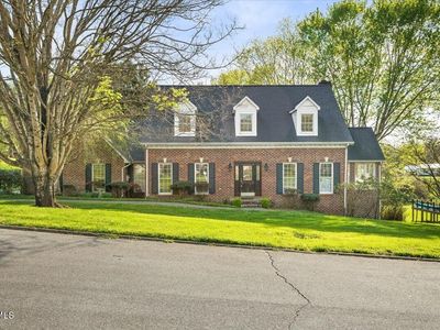 1857 Greenbriar Cir