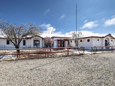 9100 E Lonesome Valley Rd