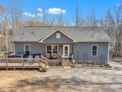 105 Forestville Rd
