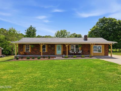 300 Lindner Ln