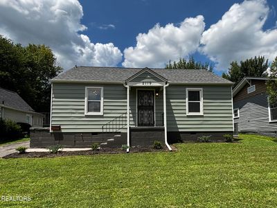 2119 Lawson Ave