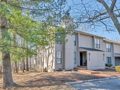 7239 Woods Crossing Dr