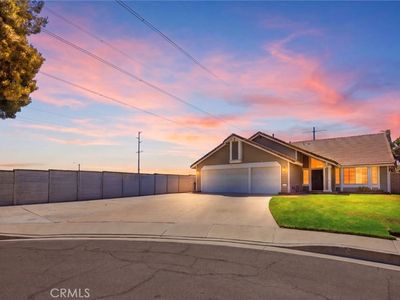 3762 S Peach Tree Pl