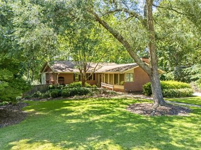 906 Janet Dr