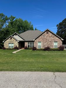 110 Hidden Creek Ln