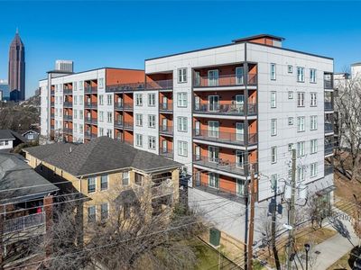 525 Park Dr NE #306