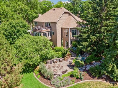 1317 Forest Park Ln