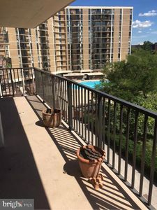6800 Fleetwood Rd APT 520