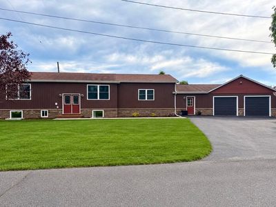 23 Columbus Dr