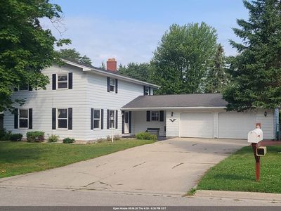 2410 Lina Ln