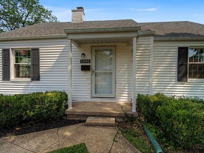 1660 Sunset Dr