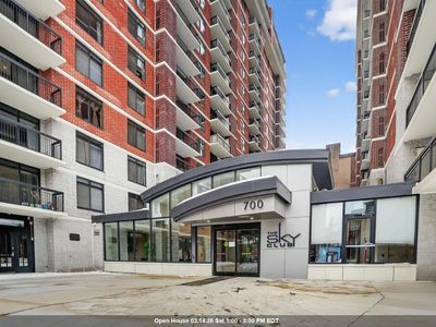 700 1st St APT 22M
