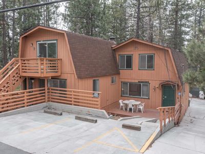 542 Cottage Ln