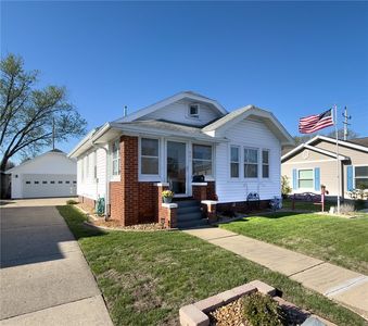 805 W Saint Anthony Ave