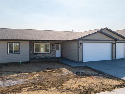 860 El Rancho Dr