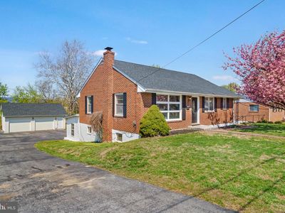 924 Kaufman Ave