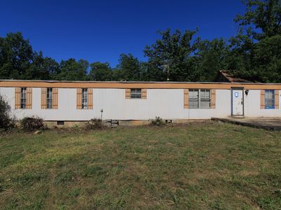 3685 Midway Rd