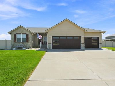 3 Bristol Dr